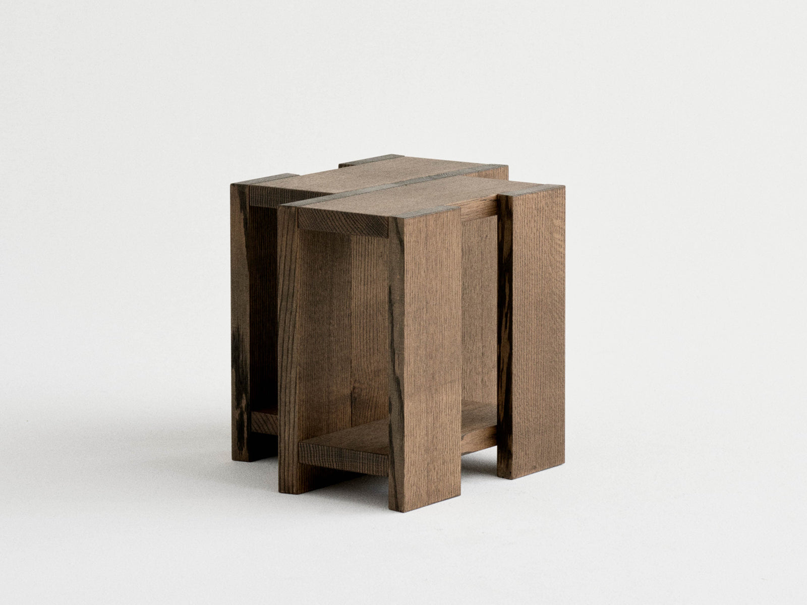 Etagére Side Table | Medium | Smoked