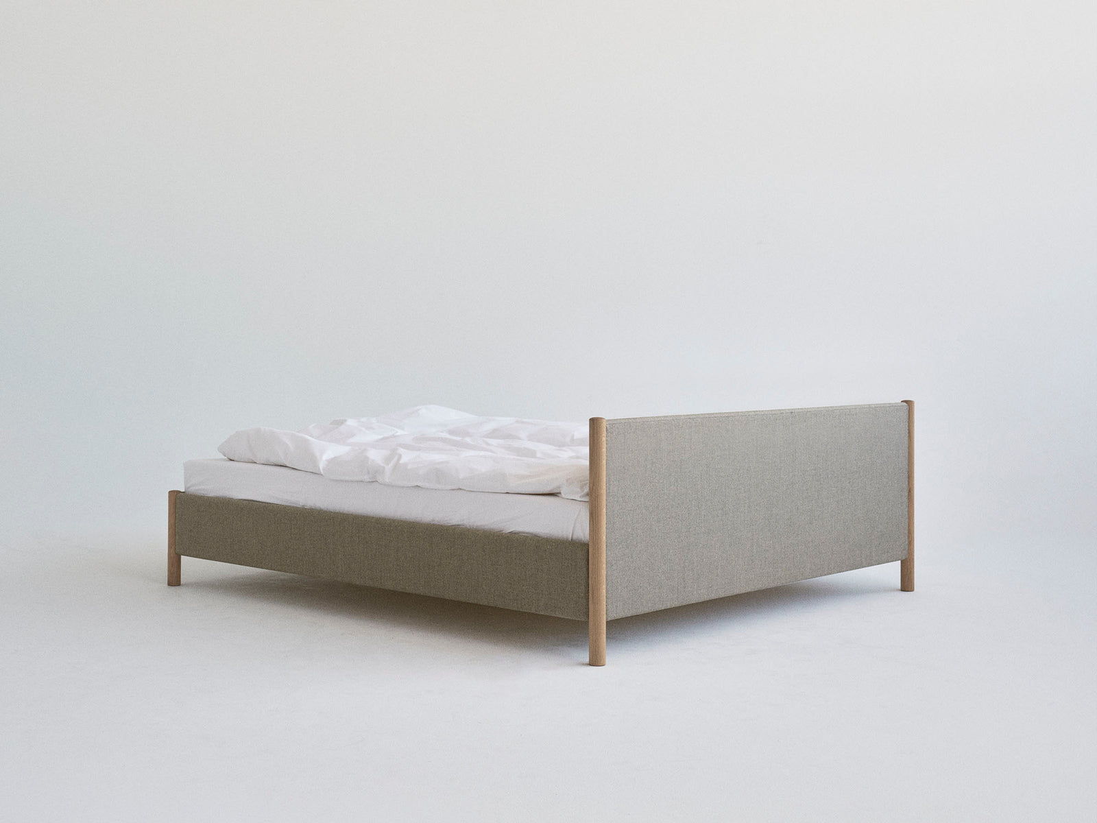 Veng x Re-wool Bed Frame | 218 / Soaped Oak – RYE